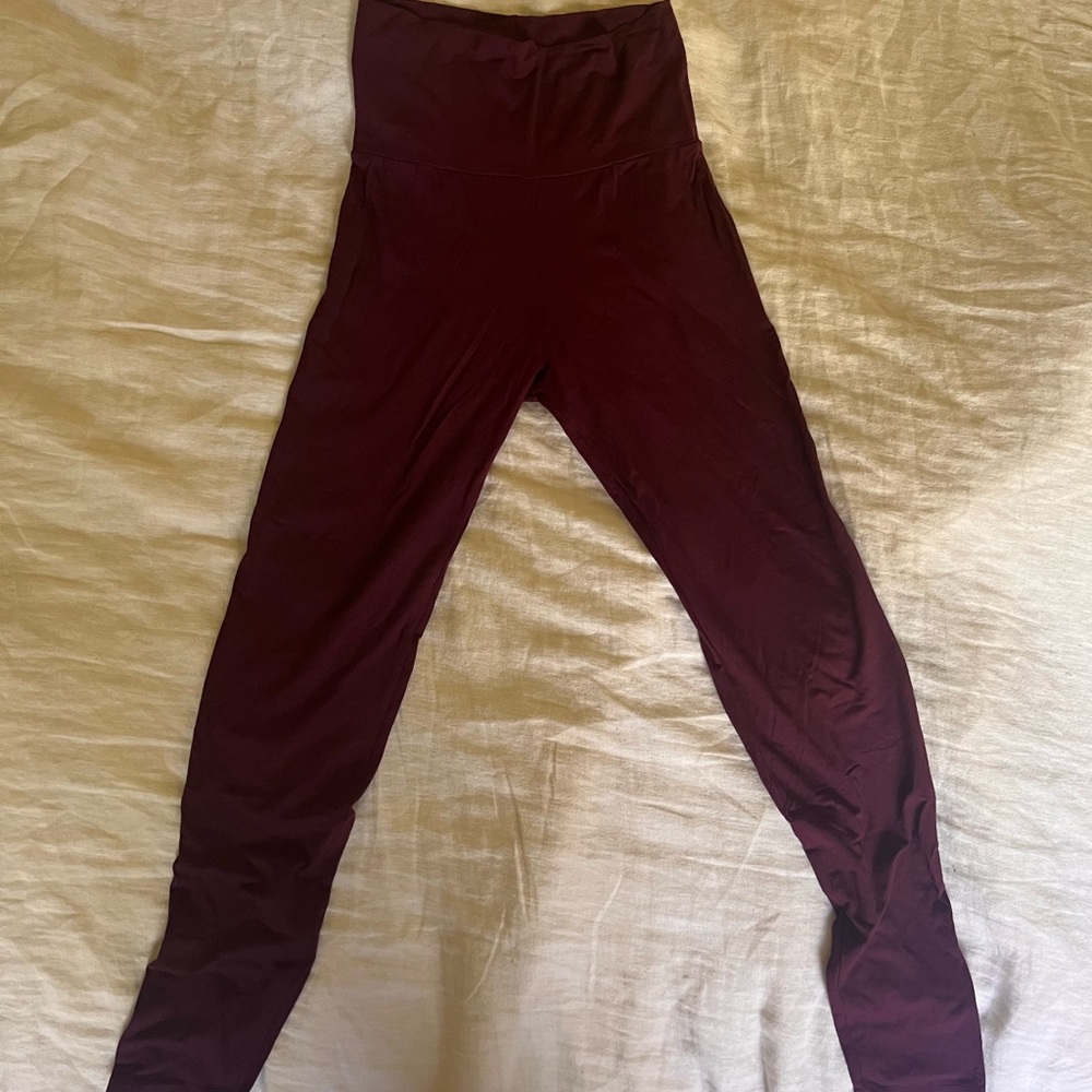 Royal Codes Amethyst Leggings